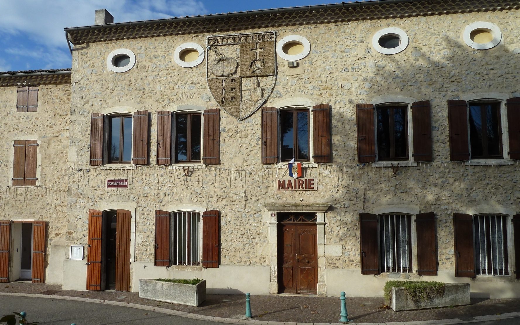 cropped-mairie_face.jpg